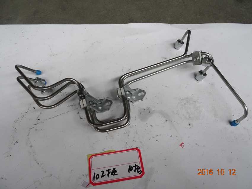 картинка ТРУБКИ ТОПЛ. (3ШТ) К ФОРСУНКАМ 1-2-3 ЦИЛ. 6BT-BTAA, EQB210-20 CUMMINS  3920217