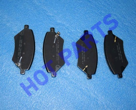 картинка КОЛОДКИ ТОРМОЗНЫЕ ПЕРЕДНИЕ  T15-6GN3501080